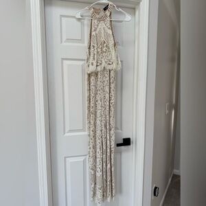 Beautiful Lulus size medium lace jumpsuit